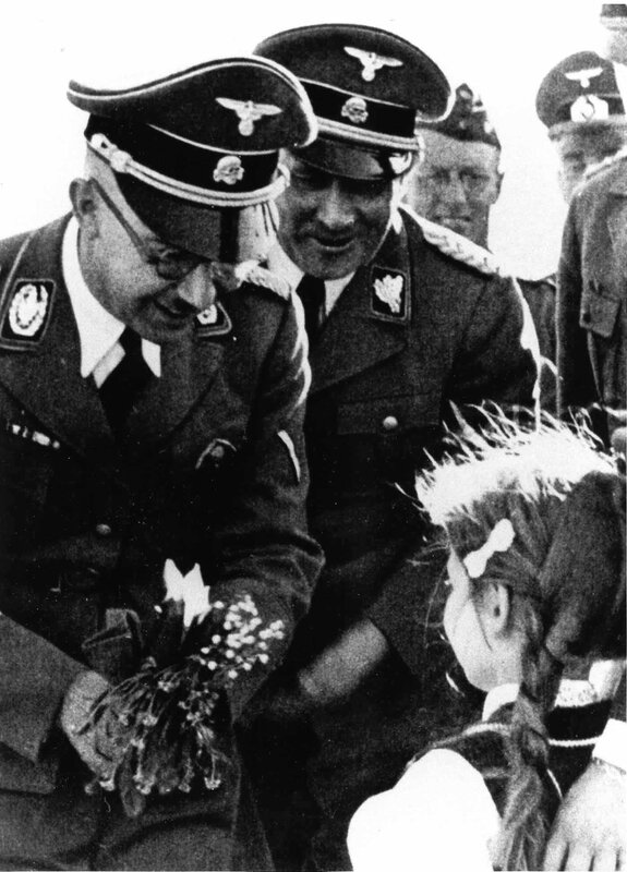 Nazi officials with child