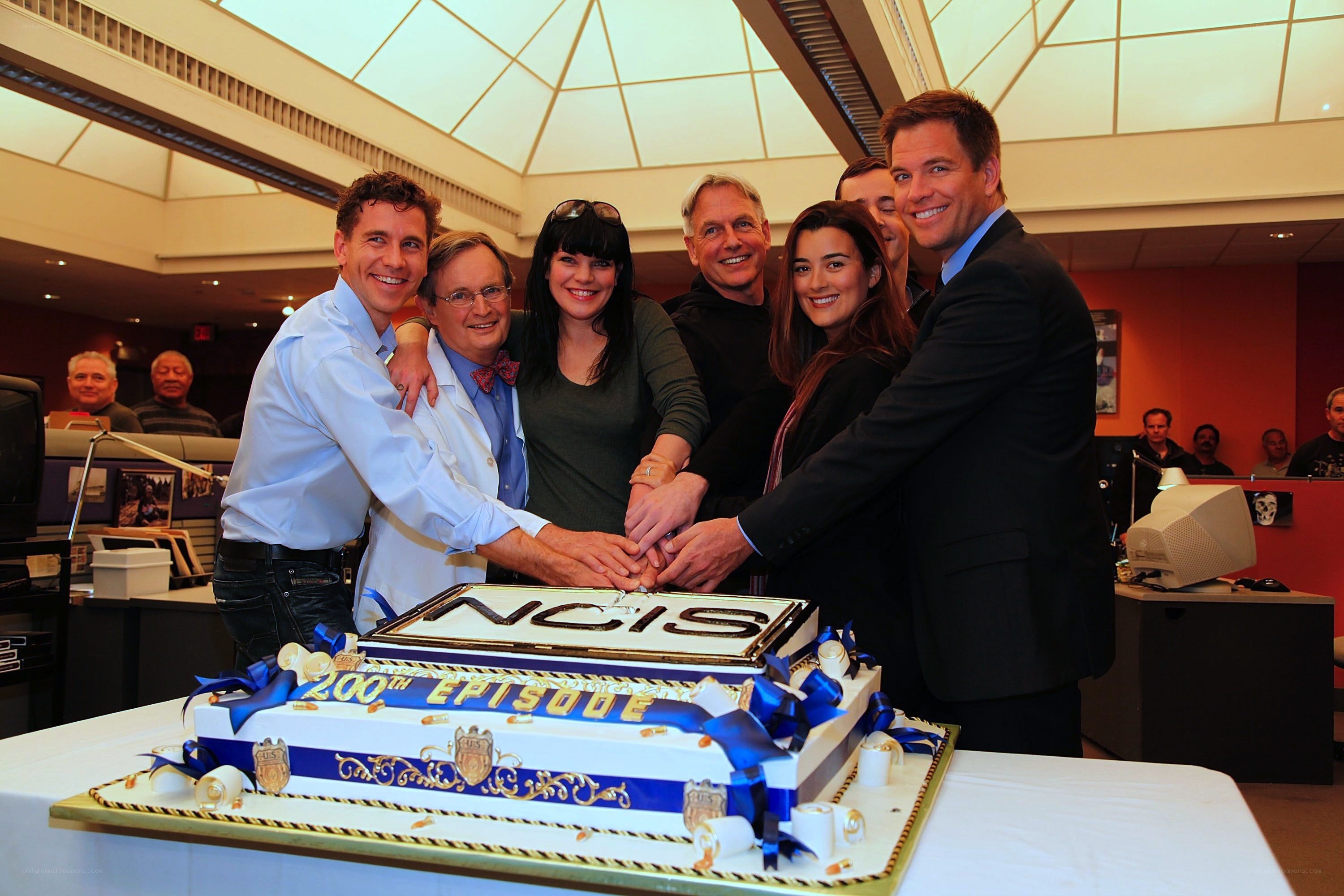 NCIS cast celebrates 200th episode