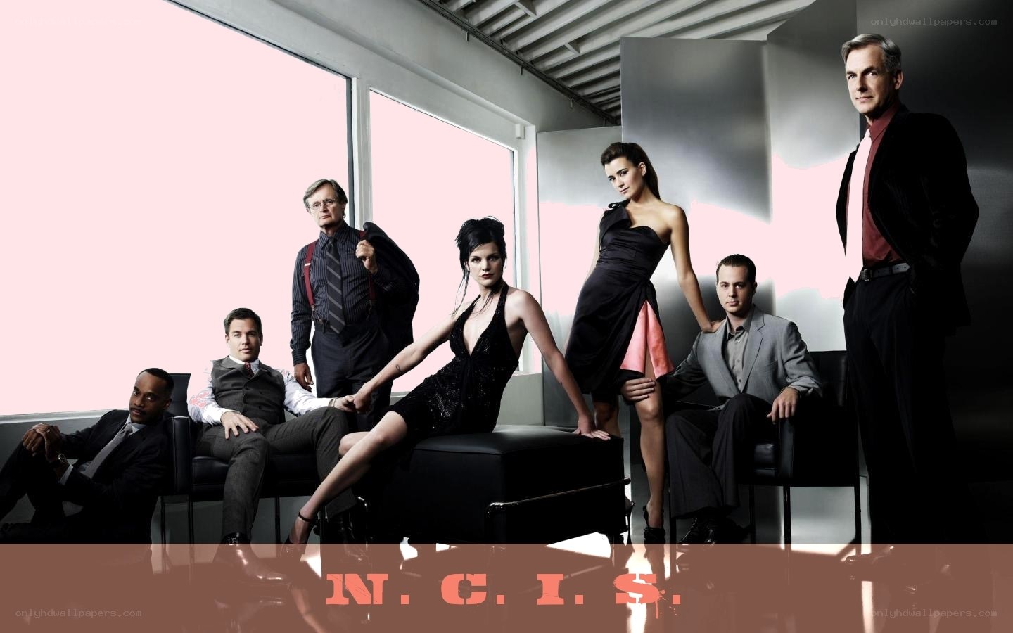 NCIS cast promotional image