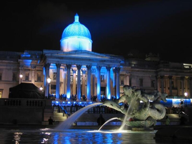 Nelson's Column Fountain