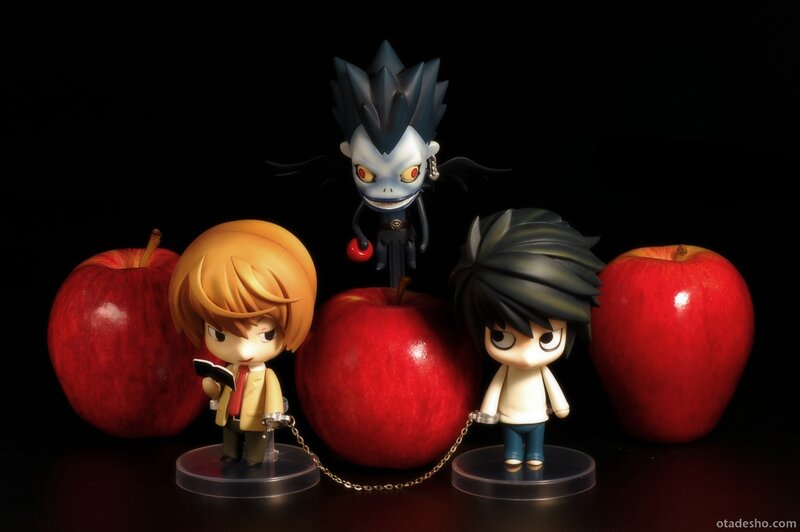 Nendoroid figures with apples