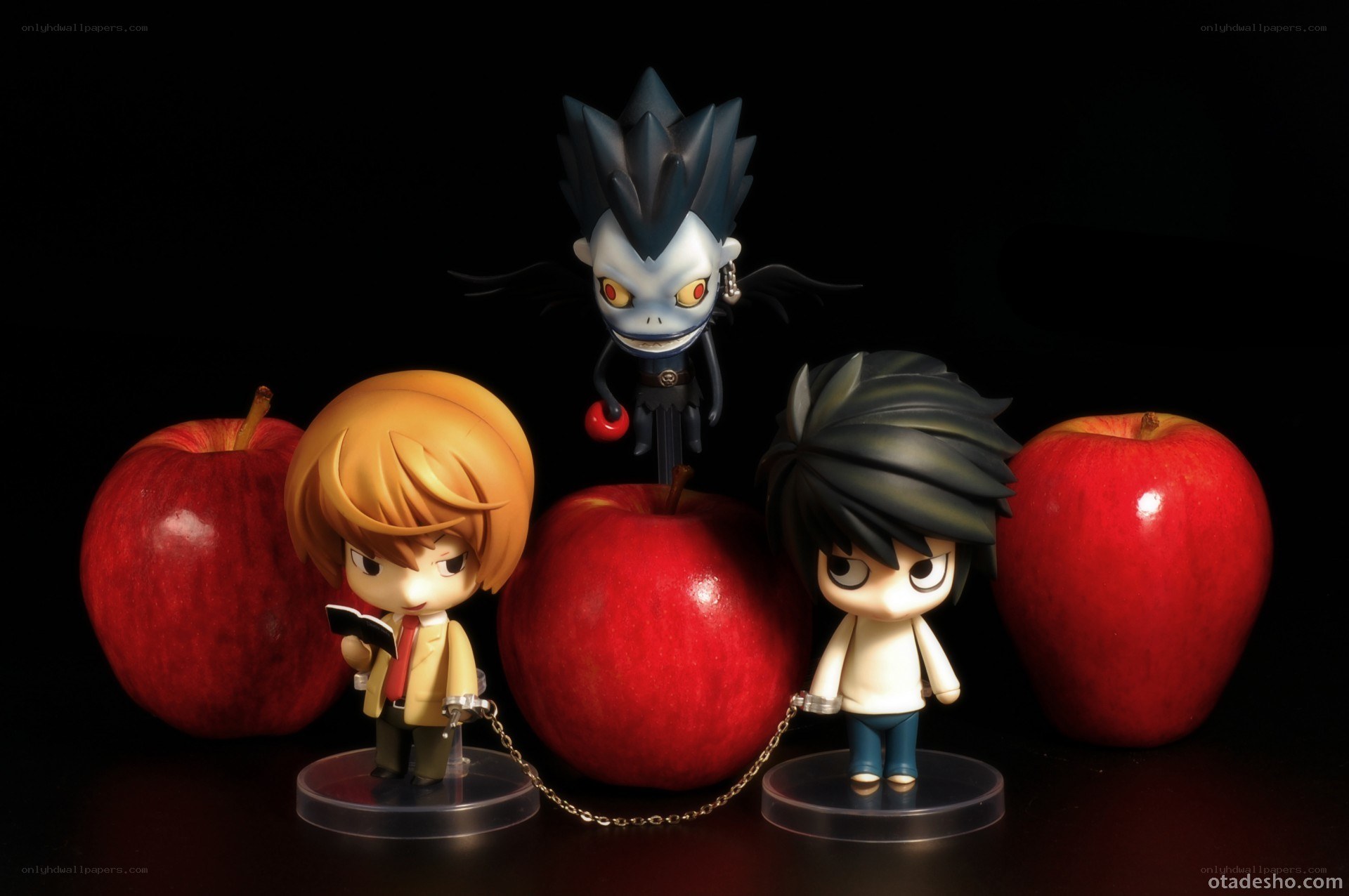 Nendoroid figures with apples