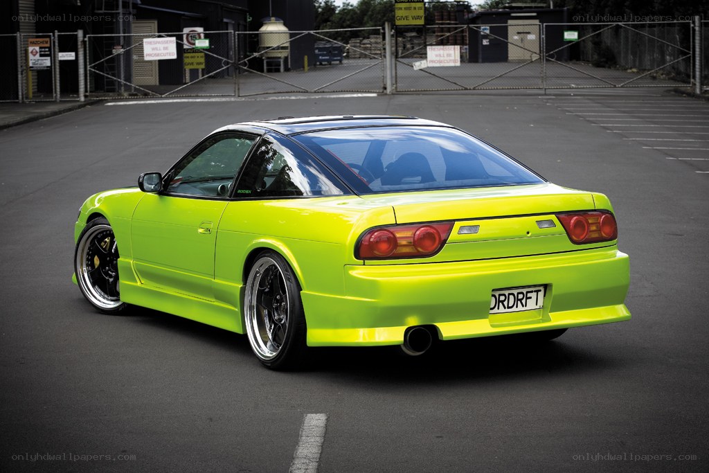 neon green drift car
