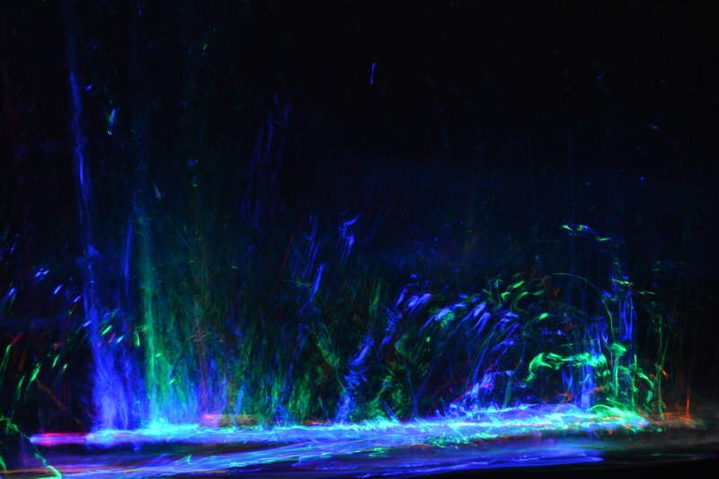 Neon Light Trails — Blue, Dynamic