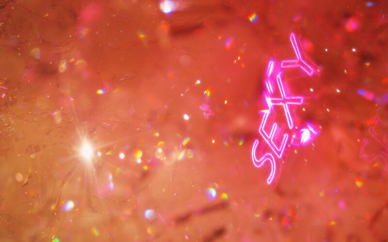 Neon Sign in Glitter