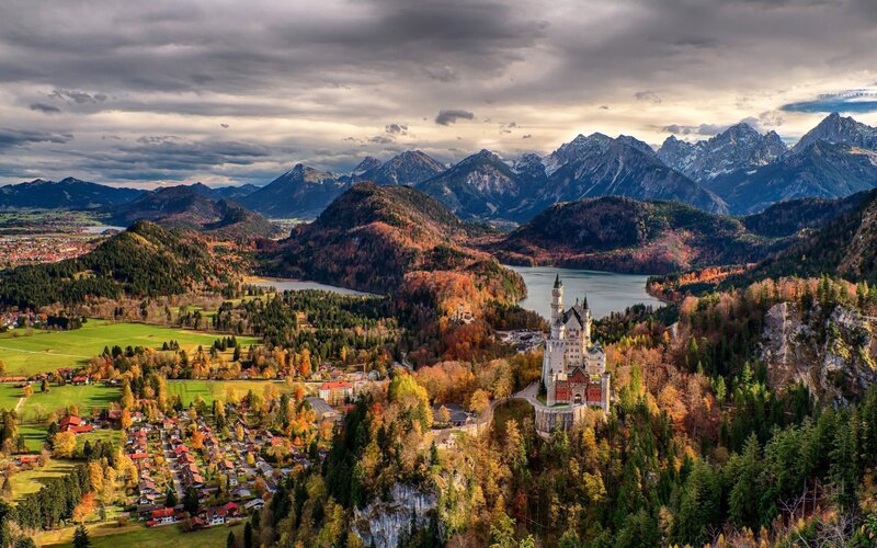 Neuschwanstein Castle — Green, Dramatic, Autumn, Photograph, Mountains, Lake
