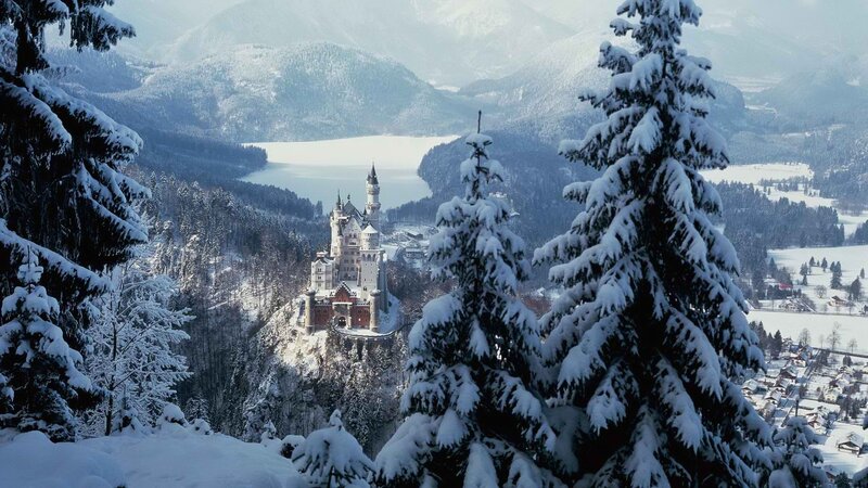 Neuschwanstein Castle in winter