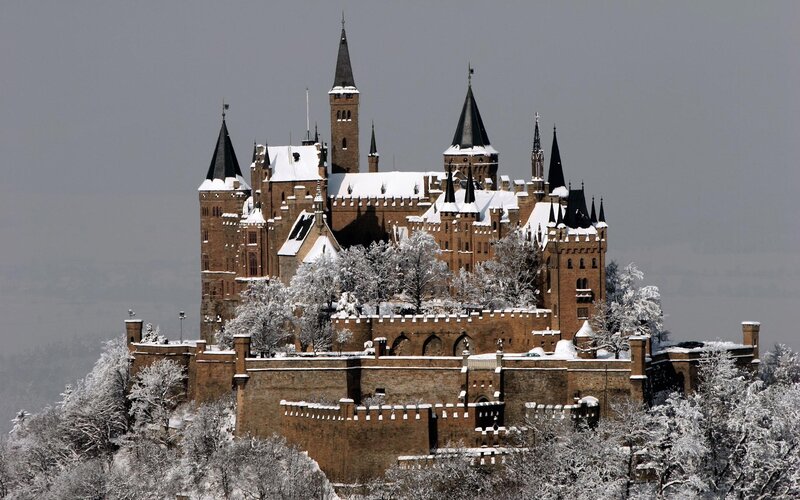 Neuschwanstein Castle in winter