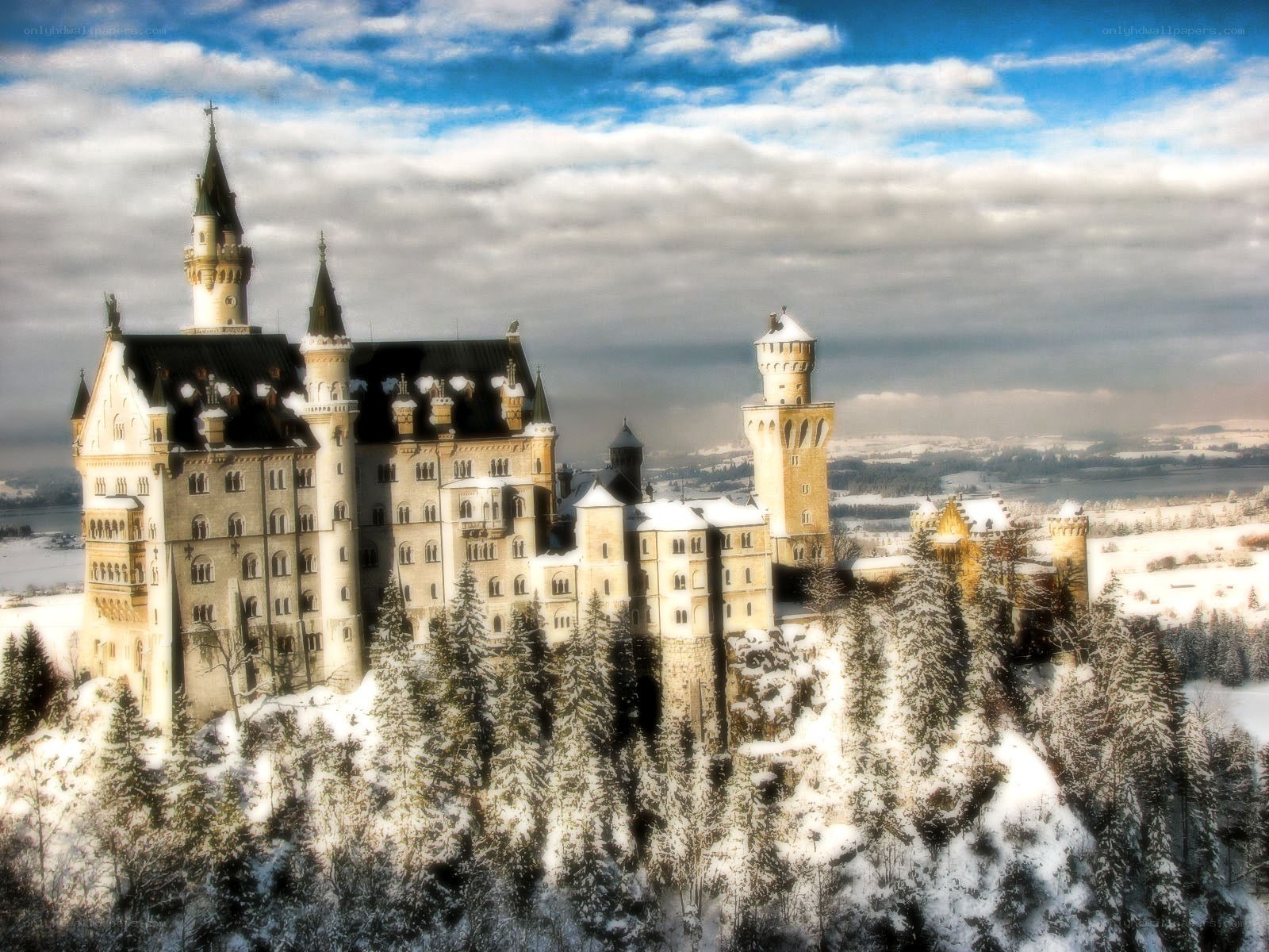 Neuschwanstein Castle in winter