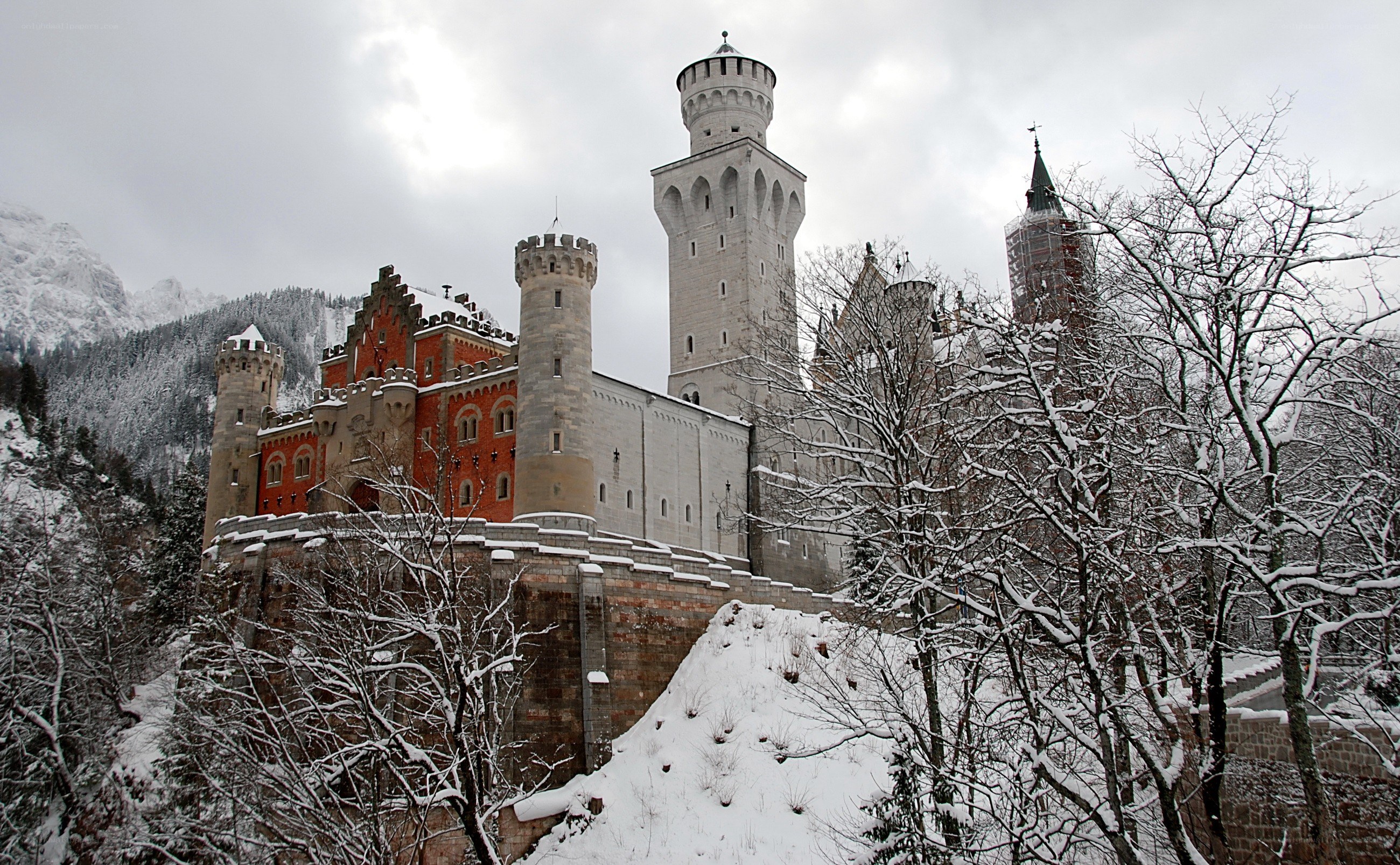Neuschwanstein Castle in winter