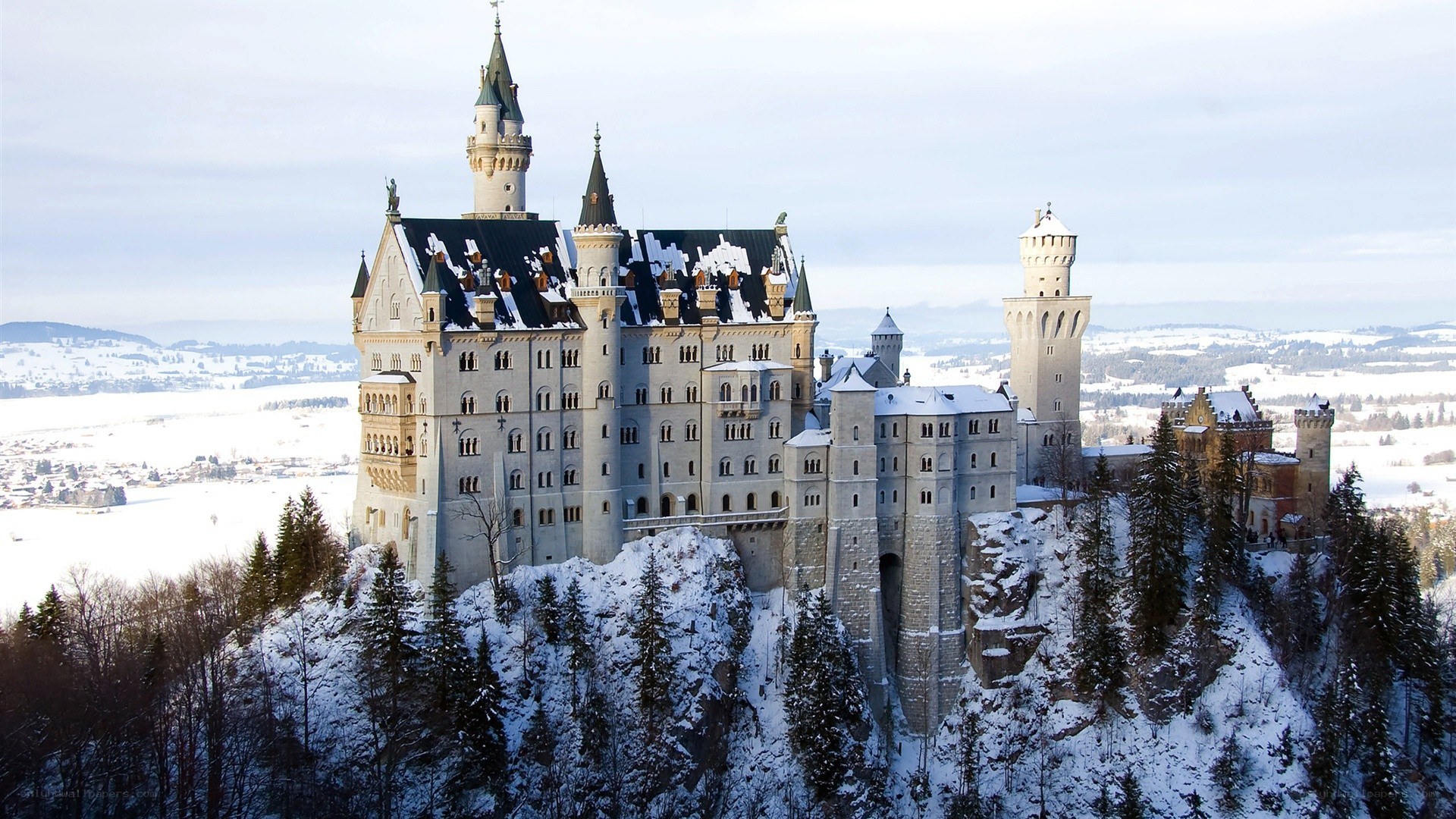 Neuschwanstein Castle in winter