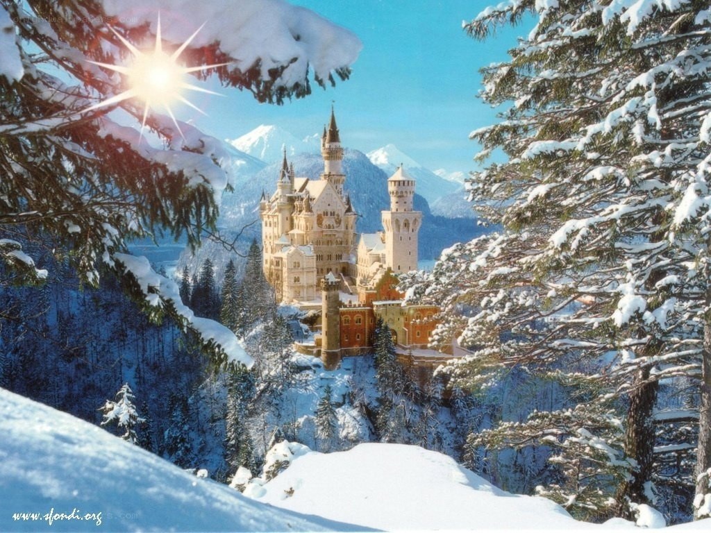 Neuschwanstein Castle in winter