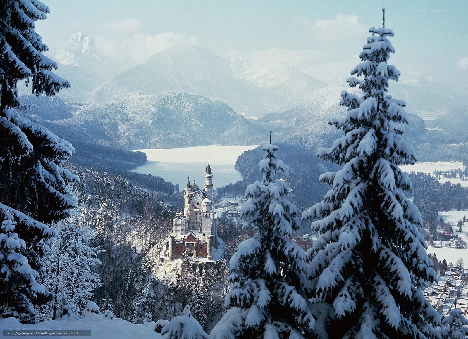 Neuschwanstein Castle in winter