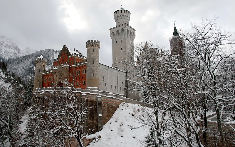 Neuschwanstein Castle — White, Cold