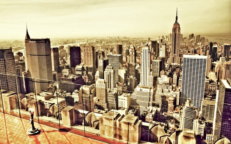 New York City Skyline — Brown, Dramatic