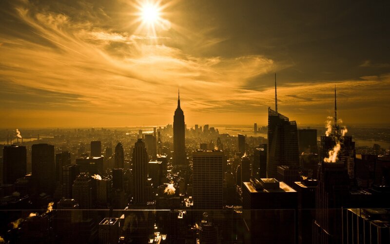 New York City Skyline — Gold, Dramatic