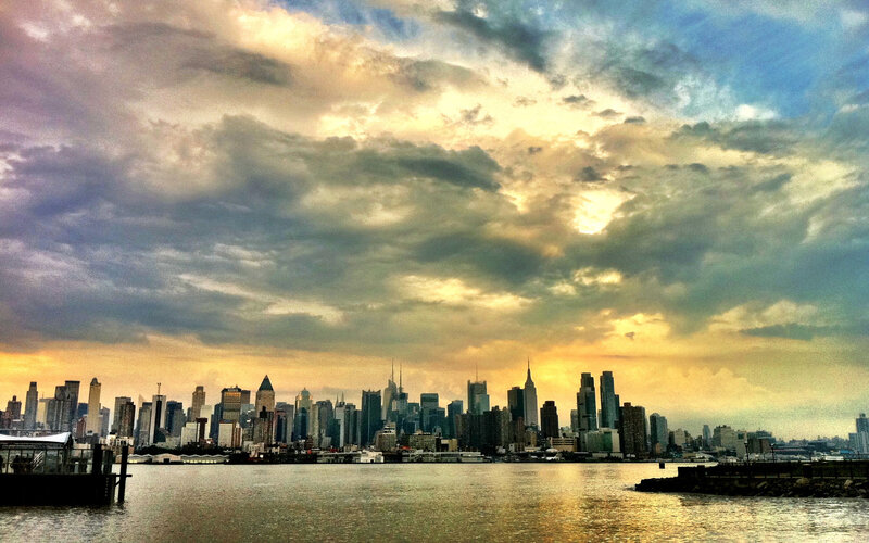 New York City Skyline — Yellow
