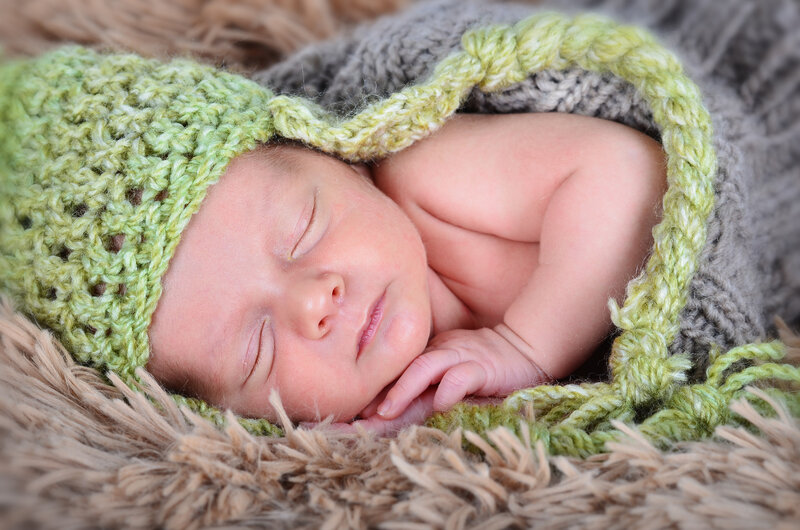 Newborn Baby Sleeping — Green, Serene, Photograph, Knitted Hat