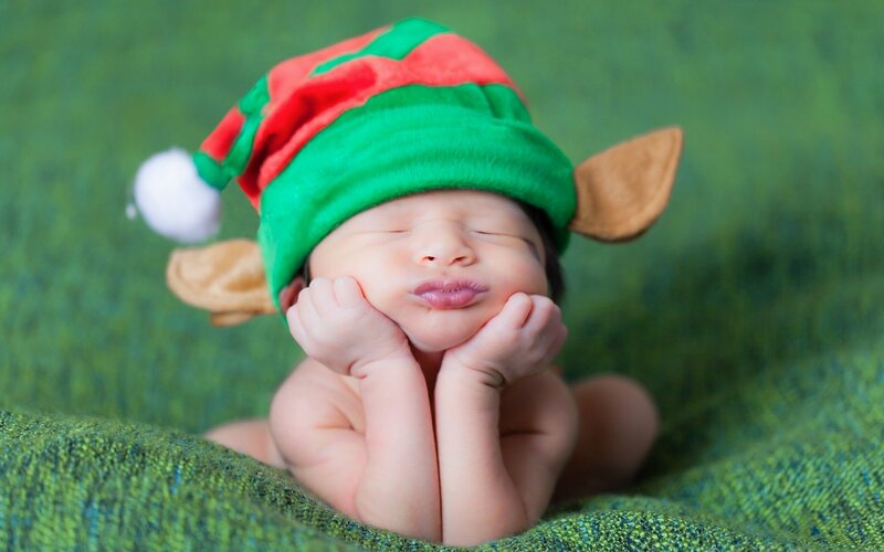Newborn Baby Wearing Hat — Green