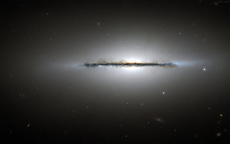 NGC 5866 galaxy