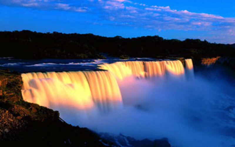 Niagara Falls at Dusk — Blue, Dramatic