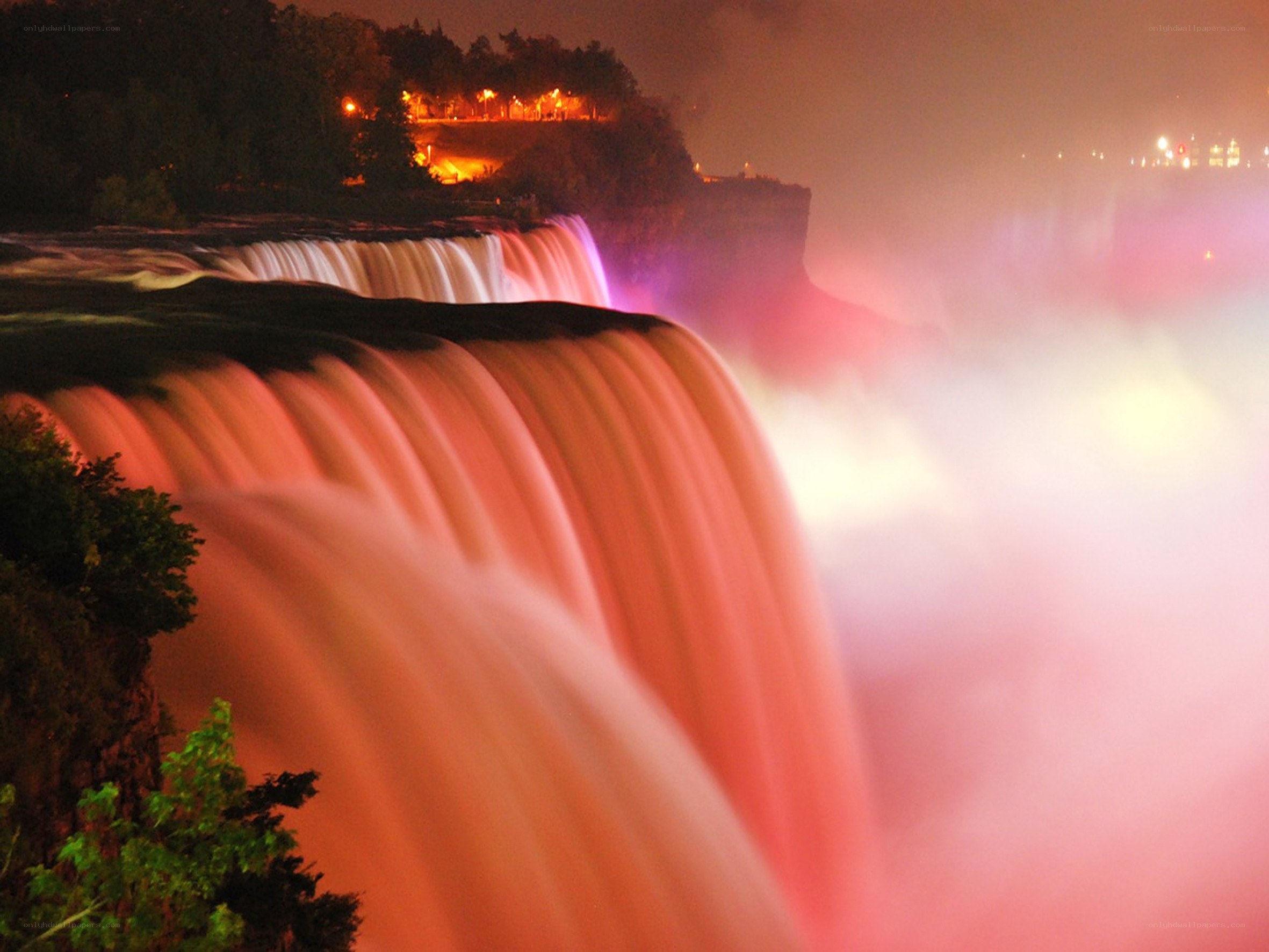 Niagara Falls at night