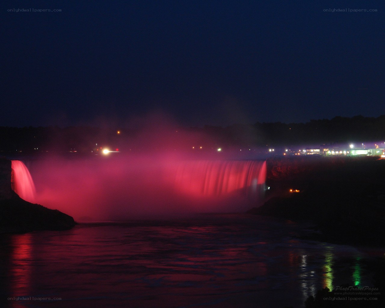 Niagara Falls at night