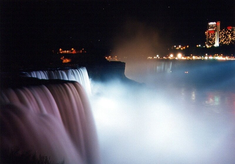 Niagara Falls at Night — Black