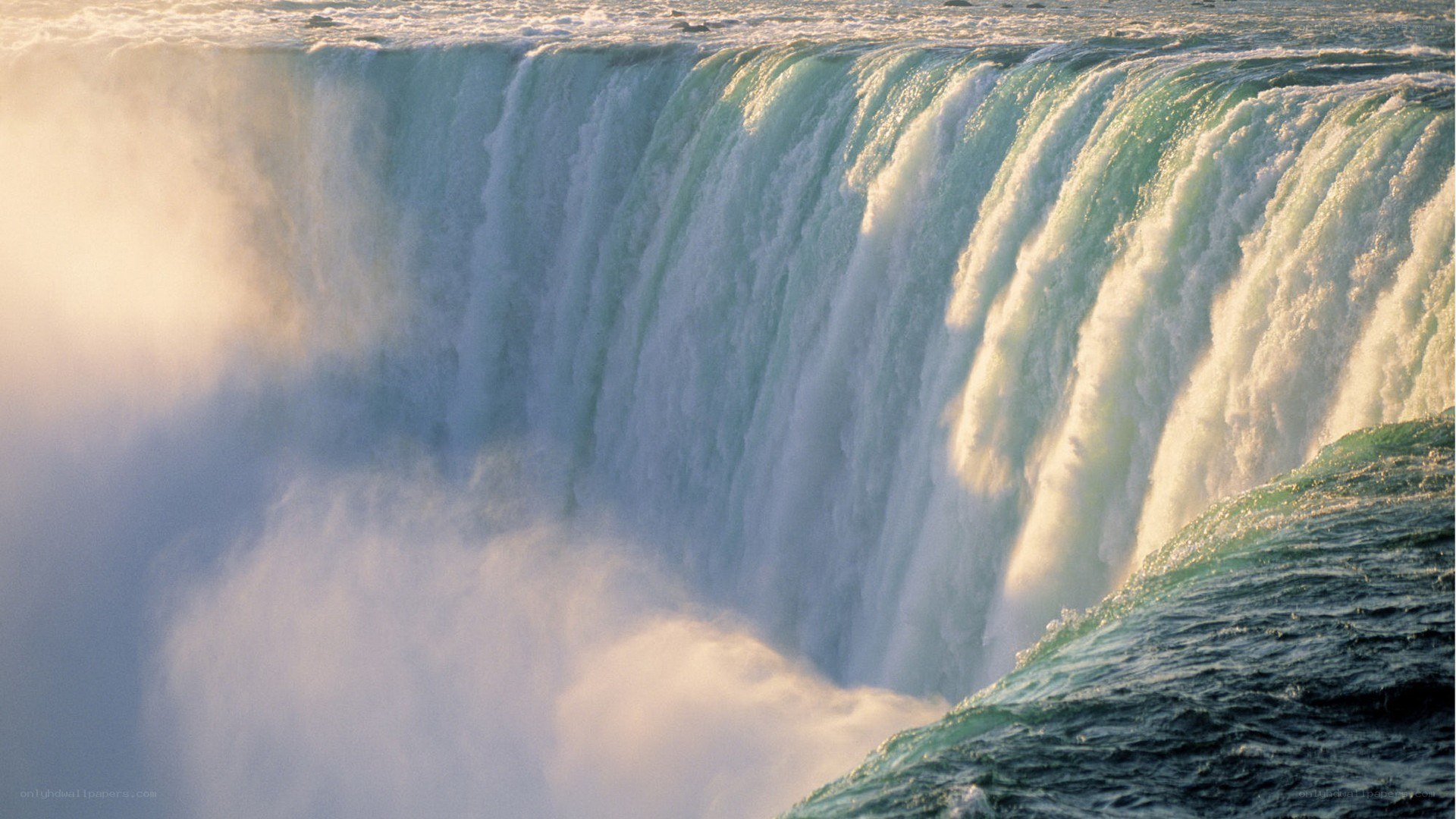 Niagara Falls at sunrise