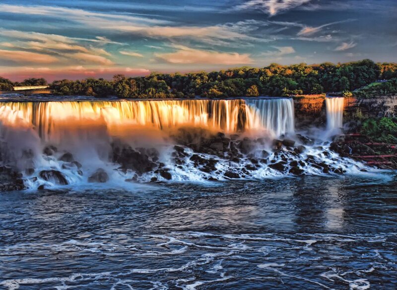 Niagara Falls at Sunset — Blue