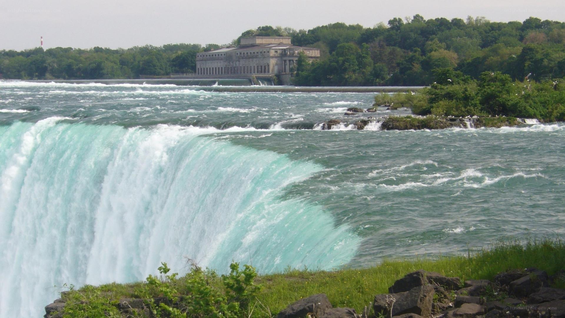 Niagara Falls from the American side