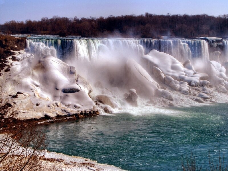 Niagara Falls in Winter — Blue, Dramatic