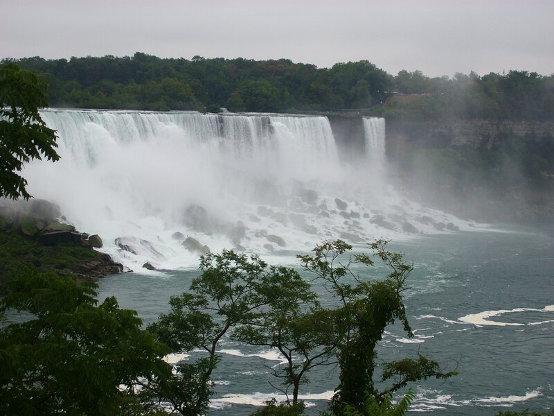 Niagara Falls on a cloudy day
