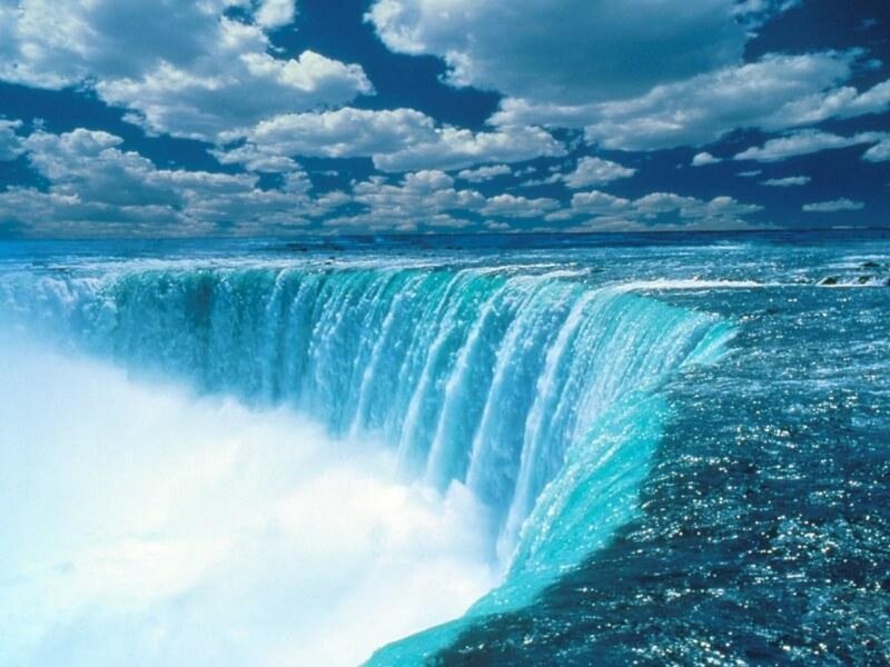 Niagara Falls under cloudy sky