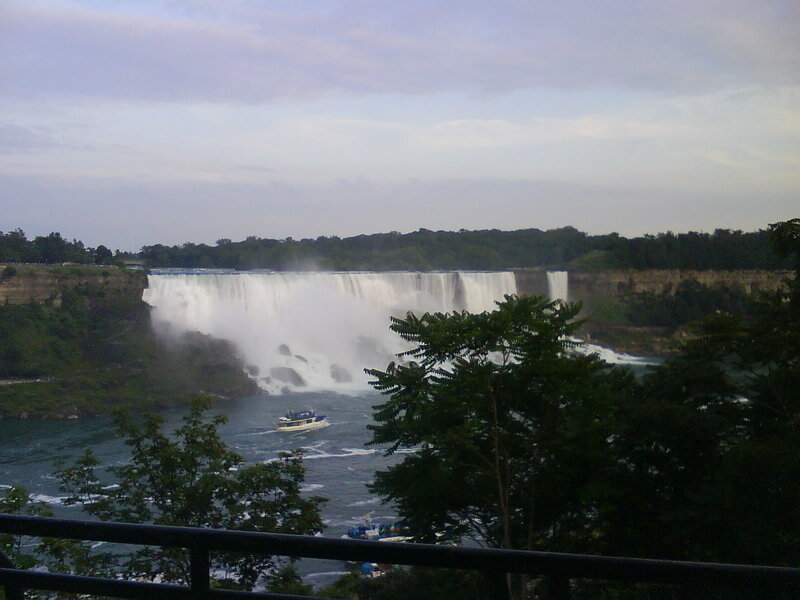 Niagara Falls Waterfall — Green, Dramatic, Afternoon, Photograph, Boat, Trees