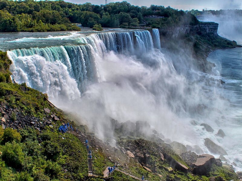 Niagara Falls Waterfall — Green, Dramatic, Afternoon, Photograph, People