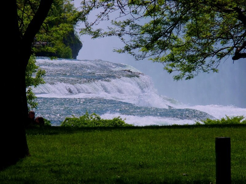 Niagara Falls Waterfall — Green, Serene
