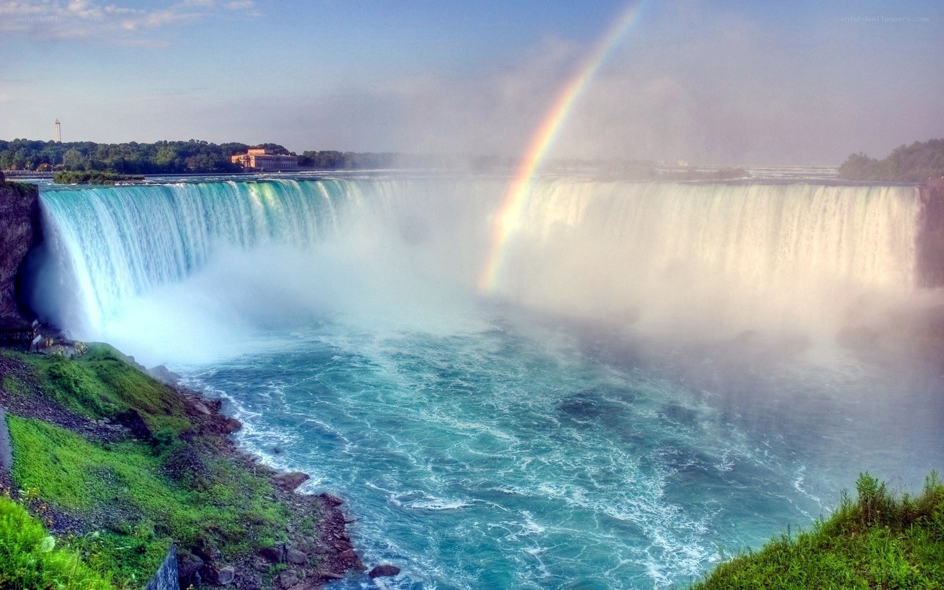 Niagara Falls with rainbow