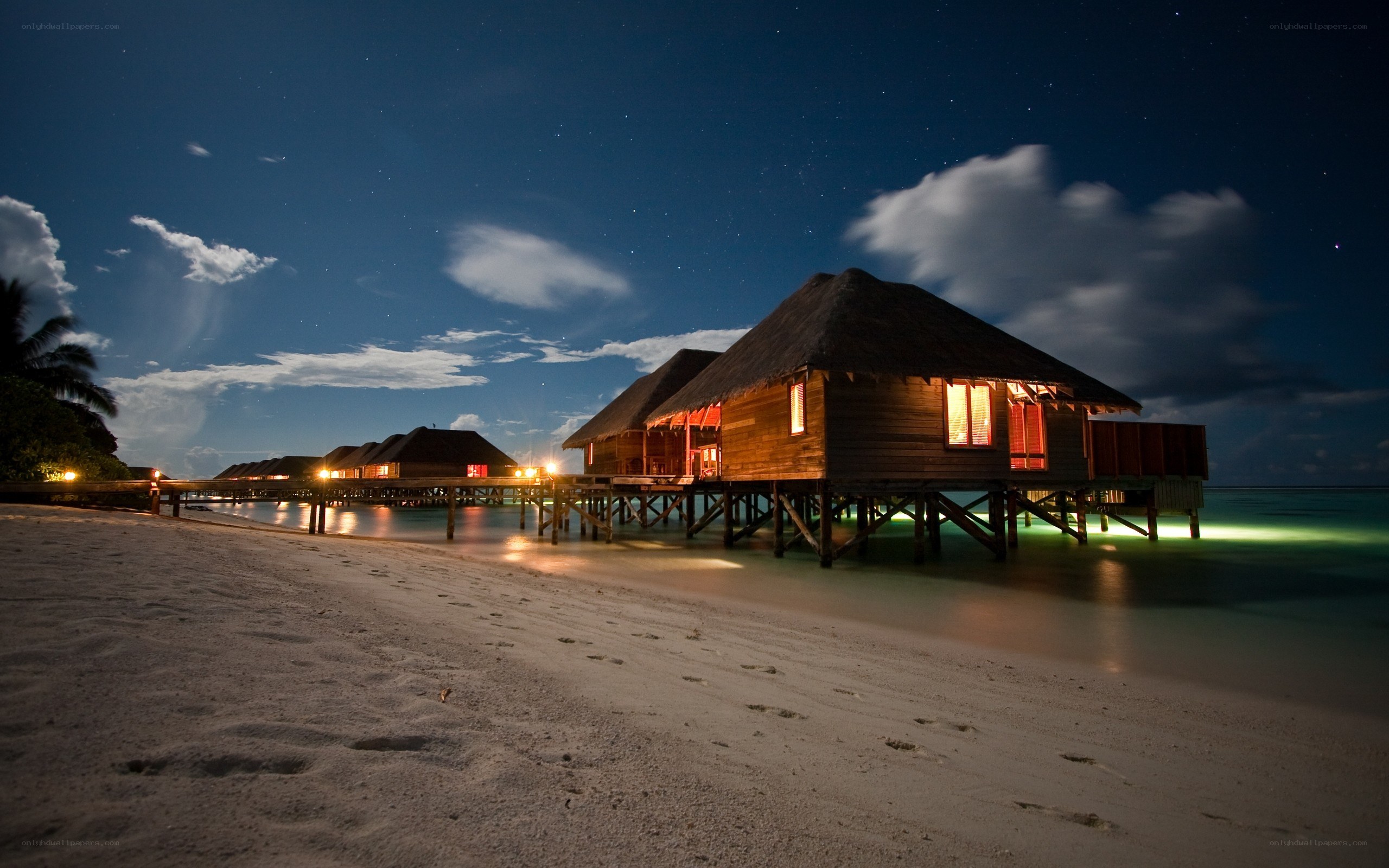 Night at the beach resort