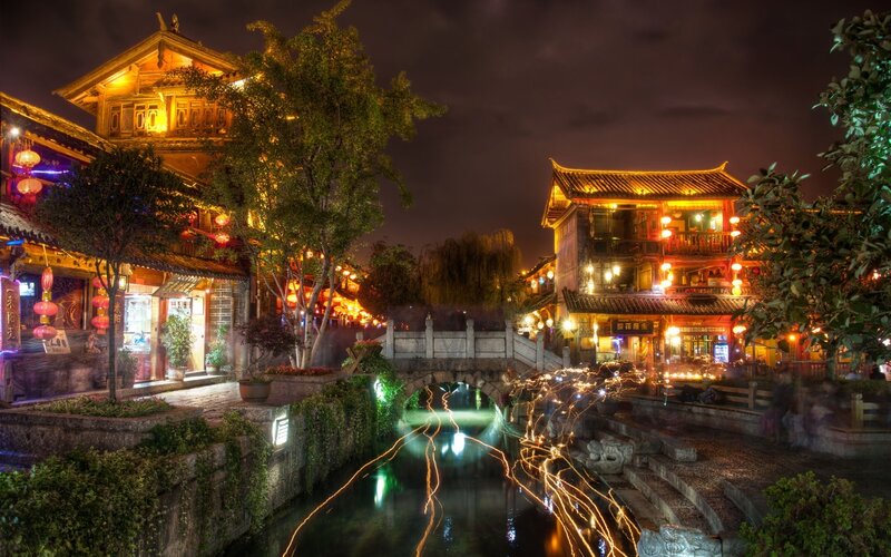 night scene in a traditional chinese town