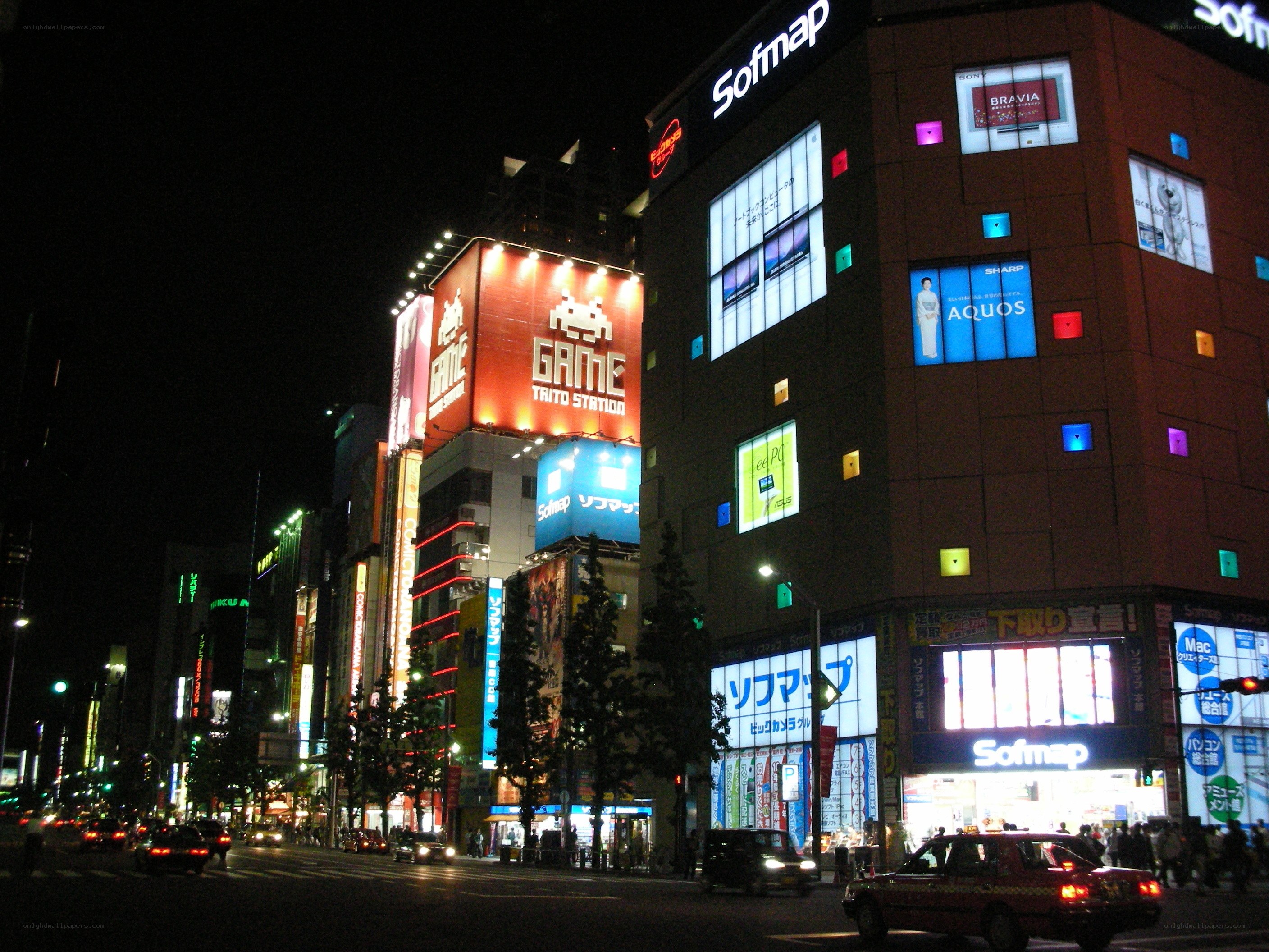Night scene in Akihabara