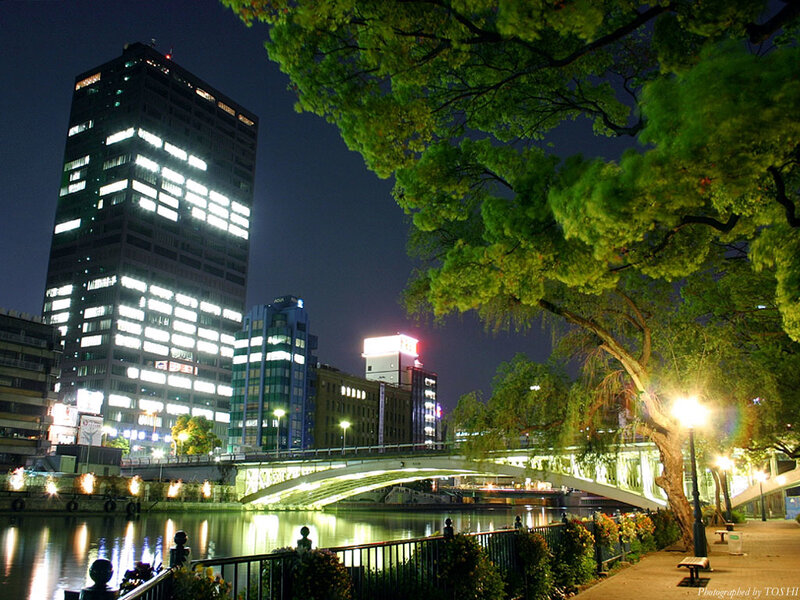 Night view of a city river