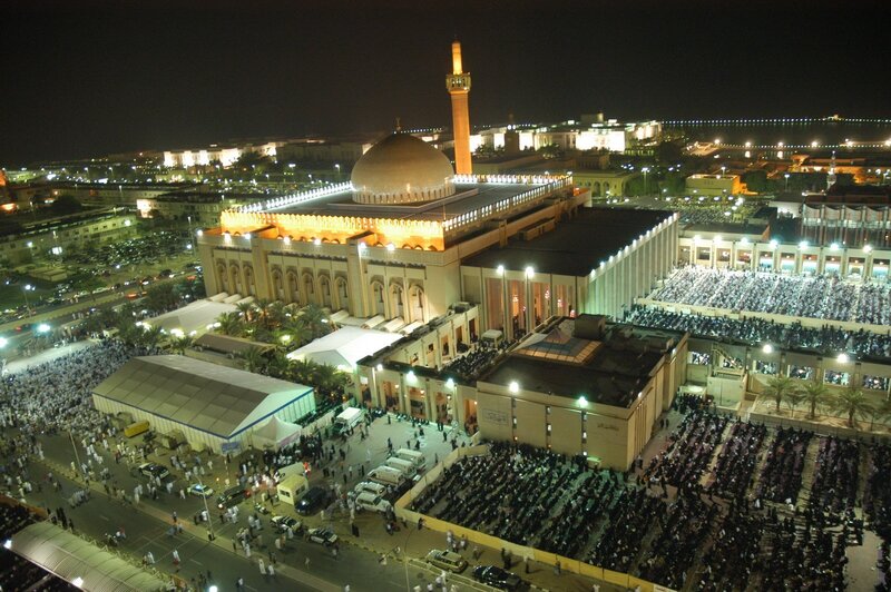 Night view of a large mosque