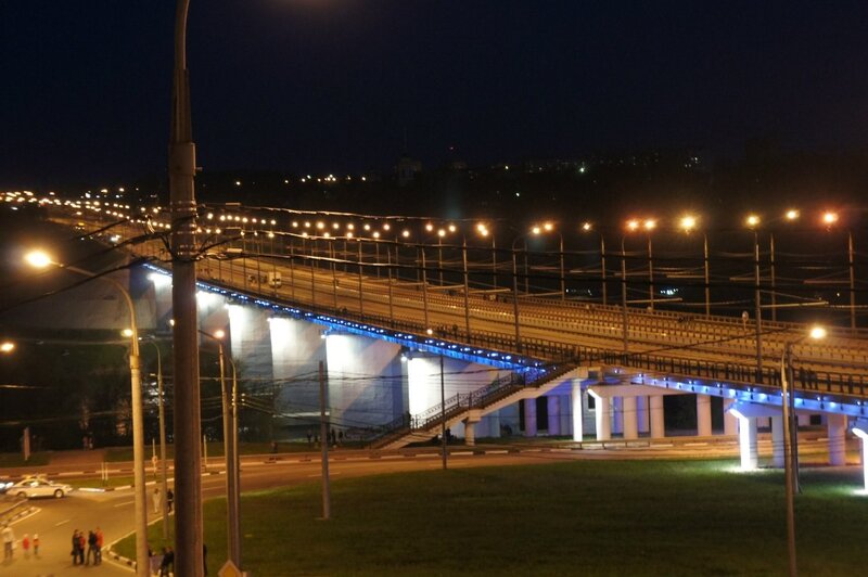 Night view of a lit bridge