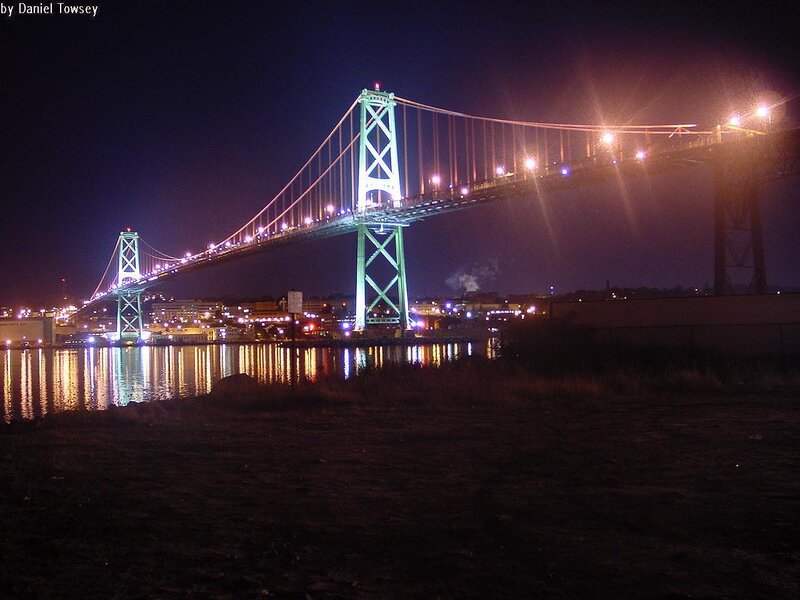 Night view of a lit bridge