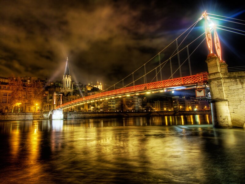 Night view of a lit bridge
