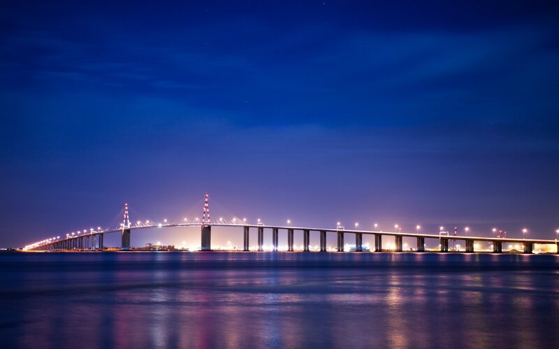 Night view of a long bridge