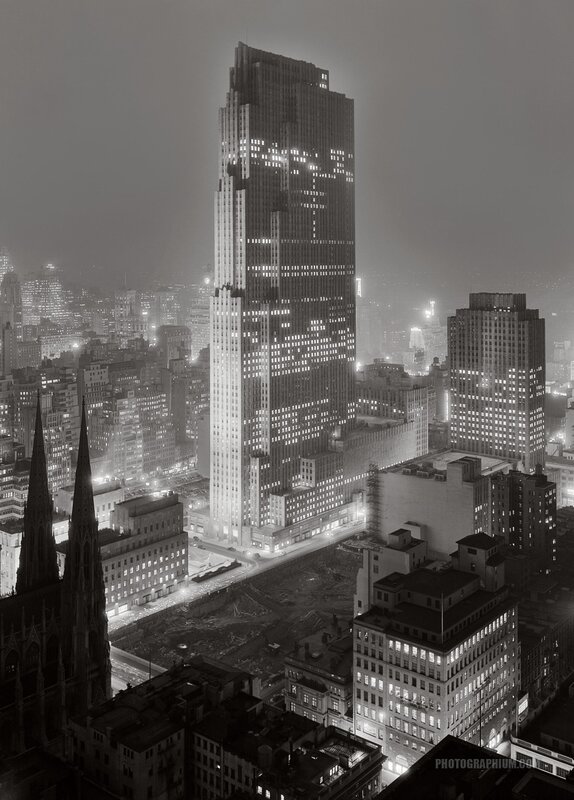Night view of a skyscraper