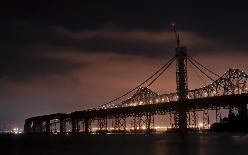 Night view of a suspension bridge