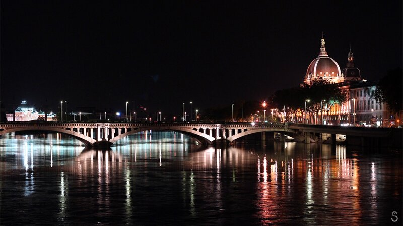night view of bridge and dome